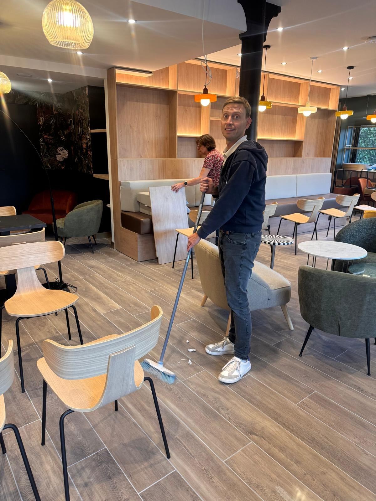 Dernière ligne droite sur un chantier de boutique